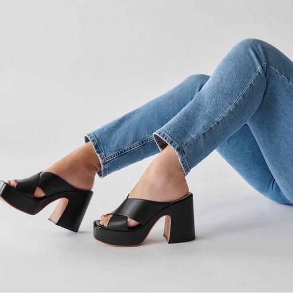 Dolce Vita Women's Wonder Platform Slide Sandals - Picture 2 of 3